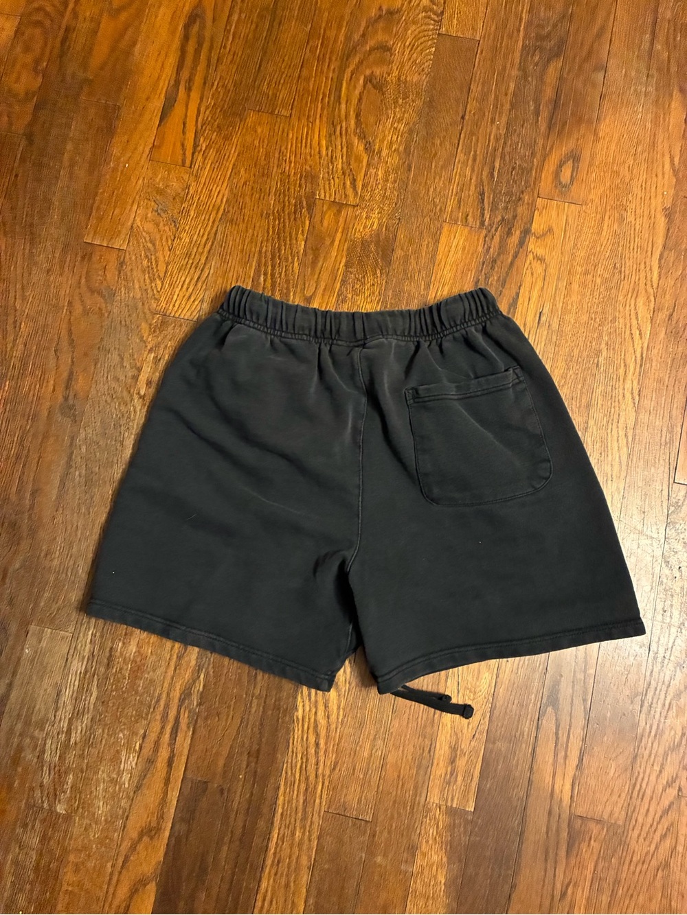 Essentials black shorts size small - Picture 2 of 3